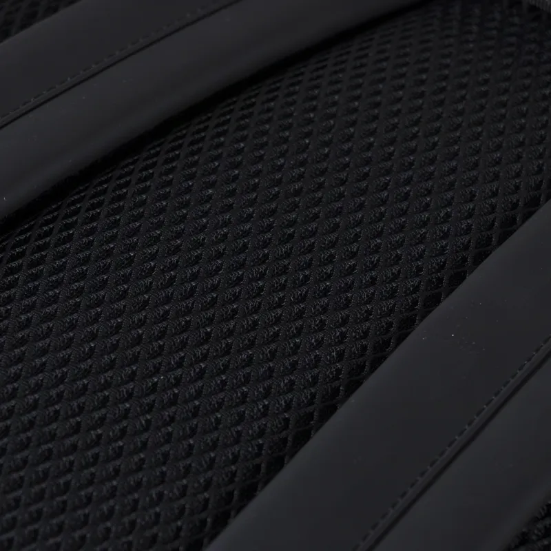 Rains Rolltop Rucksack Black-11