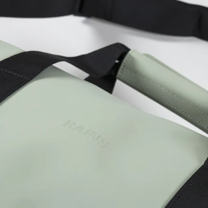 Rains Hilo Weekend Bag Earth-4