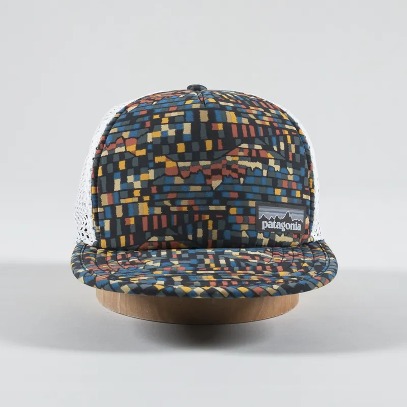 Patagonia Duckbill Trucker Hat Fitz Roy Patchwork-1