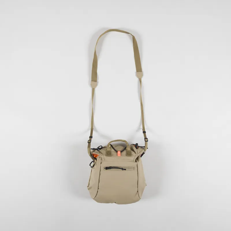 Elliker Fells Crossbody Bag 4L Sand-1
