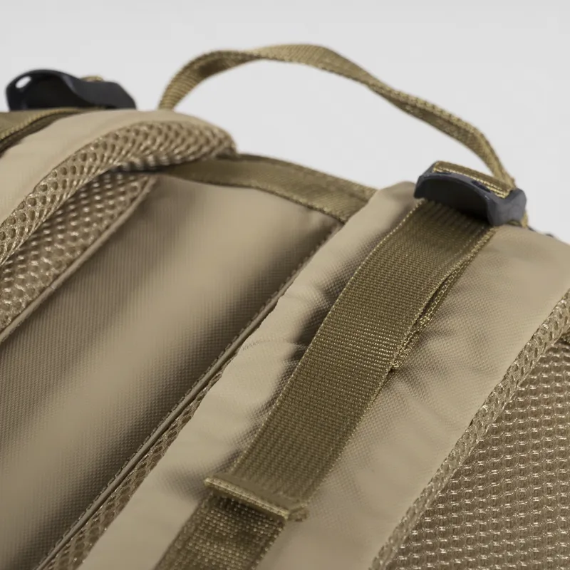 Elliker Maller Flap Over Backpack 33L Sand-8