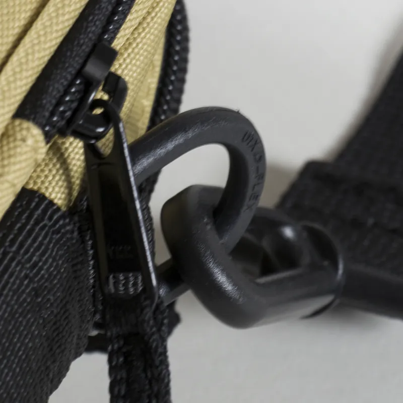 Carhartt WIP Essentials Bag Small Agate-4