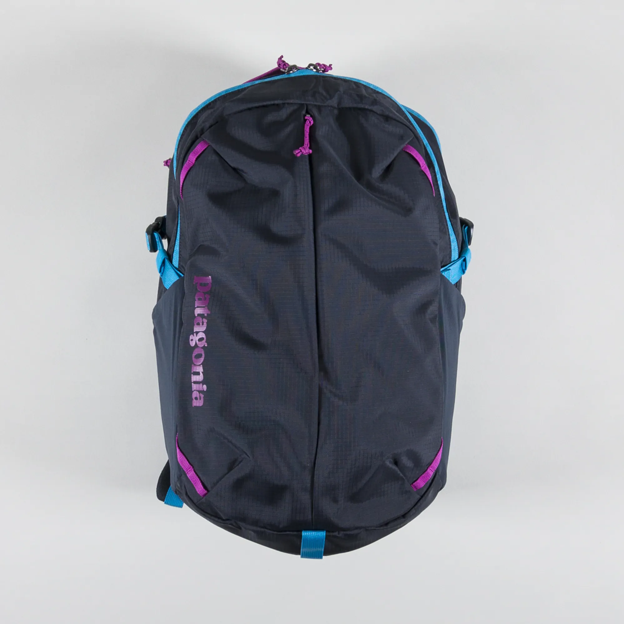 patagonia pitch blue backpack Amazon.com: Unisex Black Hole Pack 25l Rucksack (1er Pack), Vessel Blue, Estandar, Retro : Clothing, Shoes & Jewelry and webbing materials Patagonia Women's Refugio Pack Backpack