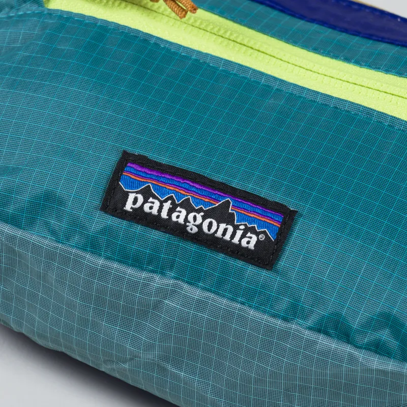 Patagonia Ultralight Black Hole Mini Hip Pack Patchwork Subtidal Blue-6