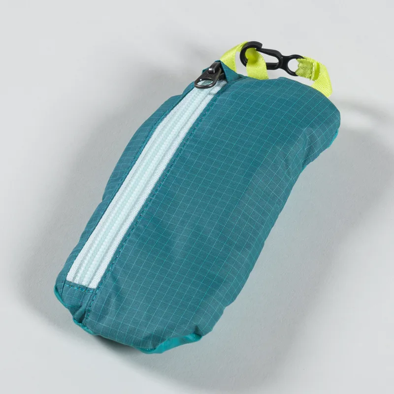 Patagonia Ultralight Black Hole Mini Hip Pack Subtidal Blue-9