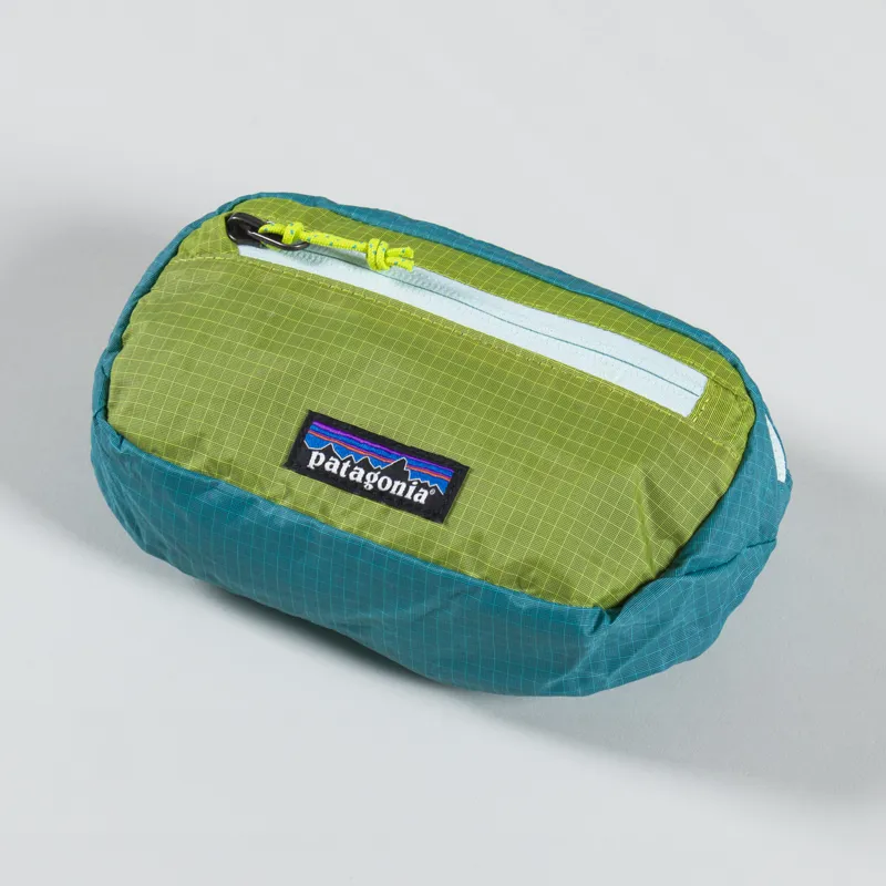 Patagonia Ultralight Black Hole Mini Hip Pack Subtidal Blue-4