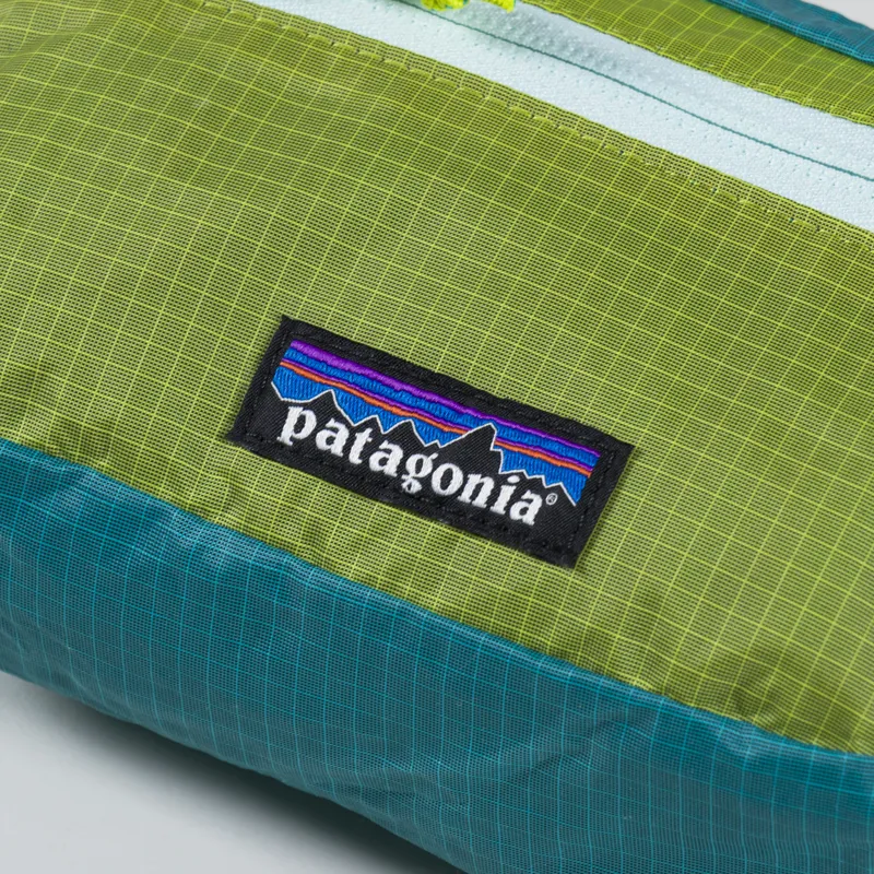 Patagonia Ultralight Black Hole Mini Hip Pack Subtidal Blue-6