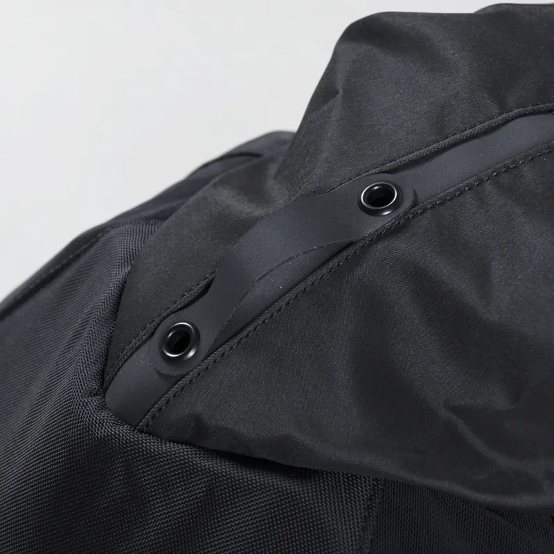 Arc'teryx Arro 22 Backpack Black II-10