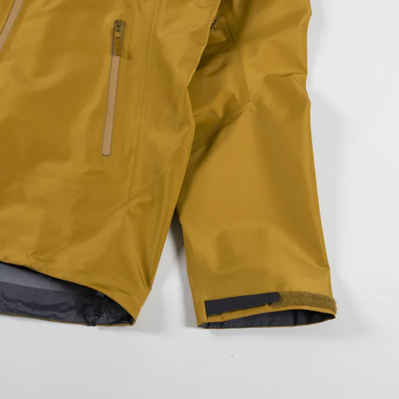 Arc'teryx Beta LT GORE-TEX Jacket Yukon-8