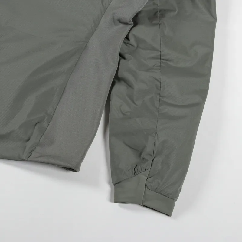 Arc'teryx Womens Atom Hoody Forage II-11