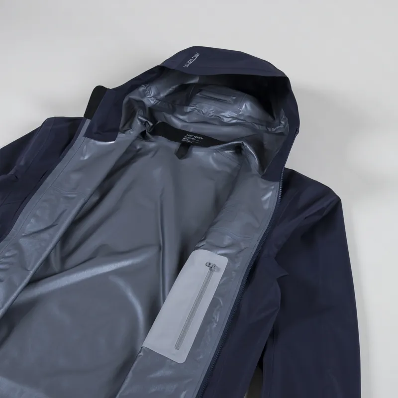 Arc'teryx Beta GORE-TEX Jacket Black Sapphire-6
