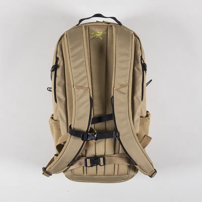 Arc'teryx Mantis 16 Backpack Canvas Euphoria-1