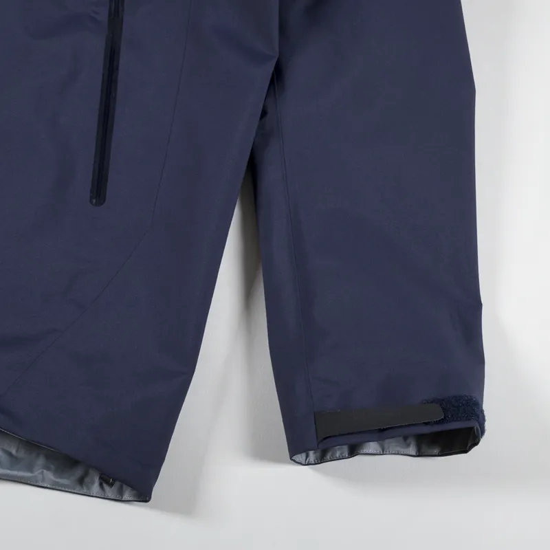 Arc'teryx Womens Beta Jacket Revised Black Sapphire-12