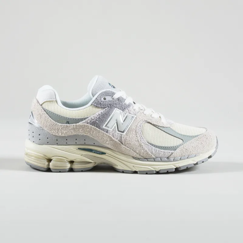 New Balance 2002R Shoes Linen-2