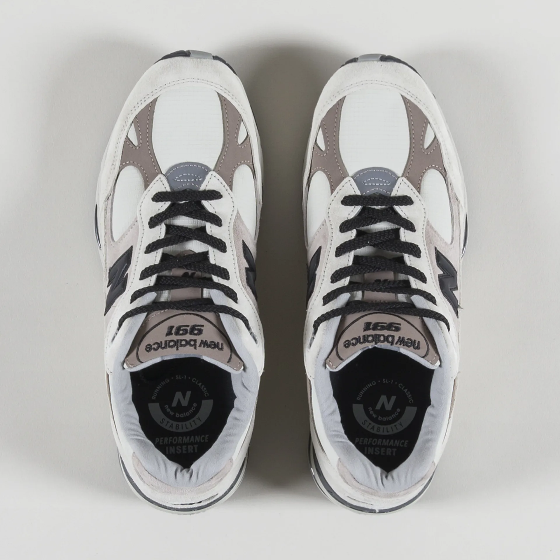 New Balance Mens Made In UK 991 Urban Winter Shoes Pelican White
