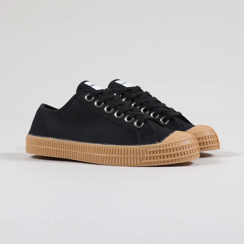 black novesta trainers