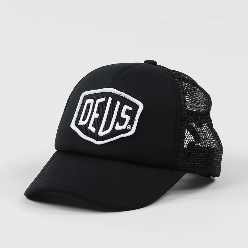 deus truckers cap
