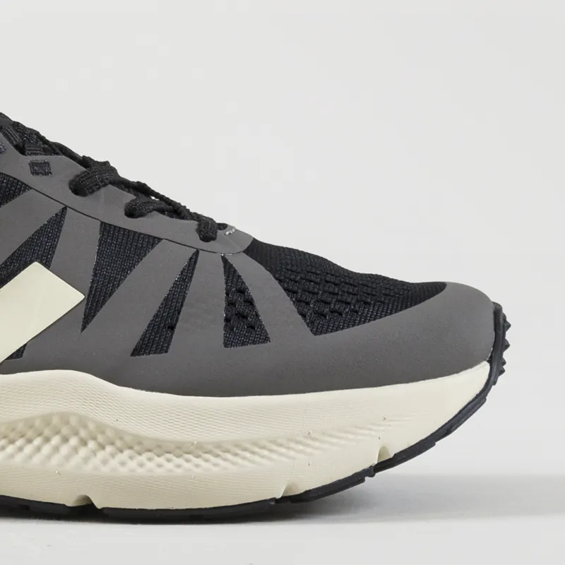 Veja Womens Condor 3 Engineered Mesh Shoe Black Calcaire-5