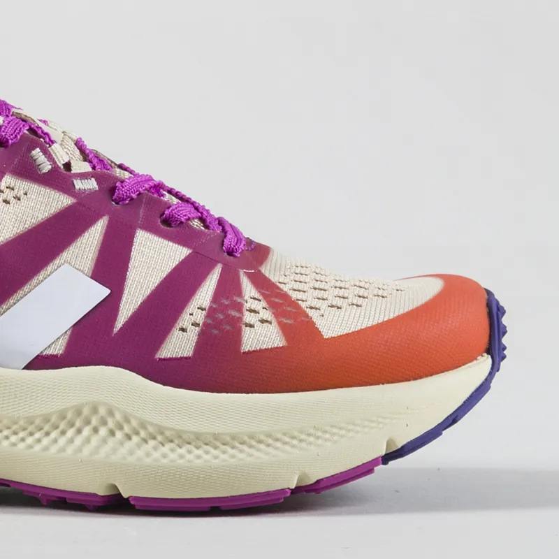 Veja Condor 3 Engineered Mesh Shoe Areia White Gradient-5