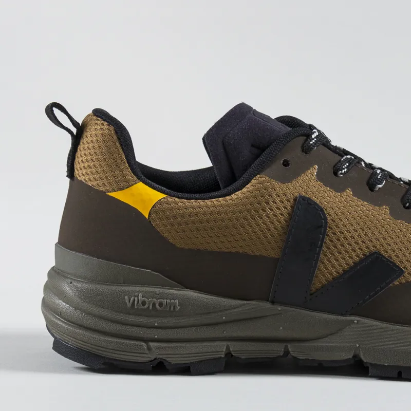 Veja Womens Dekkan Alveomesh Shoes Tent Black Ouro-5