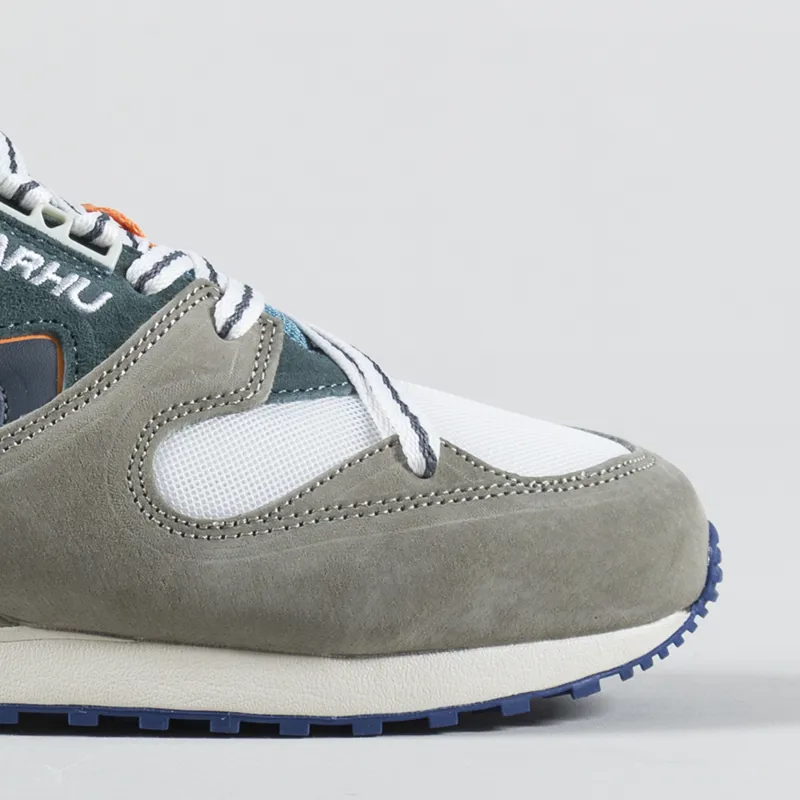 Karhu Synchron Classic Shoes Abbey Stone Turbulence-5