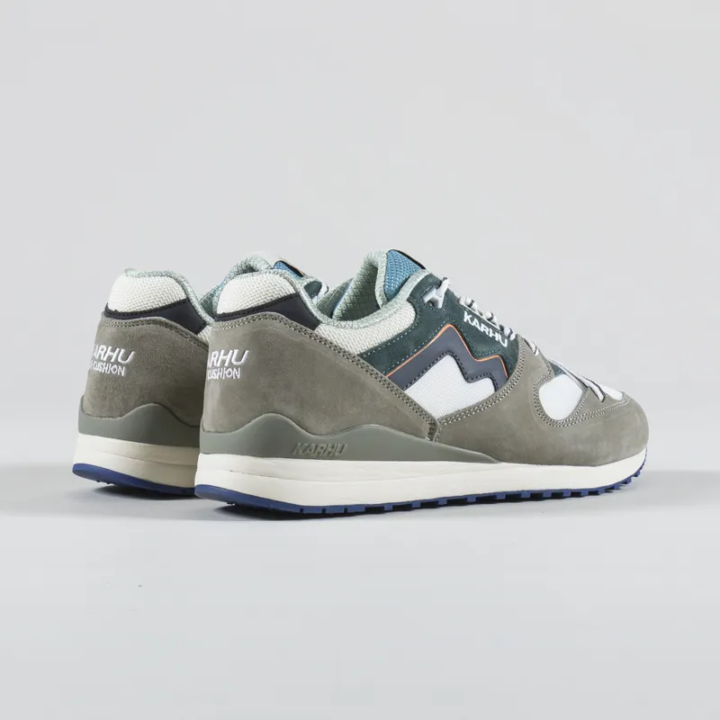 Karhu Synchron Classic Shoes Abbey Stone Turbulence-1