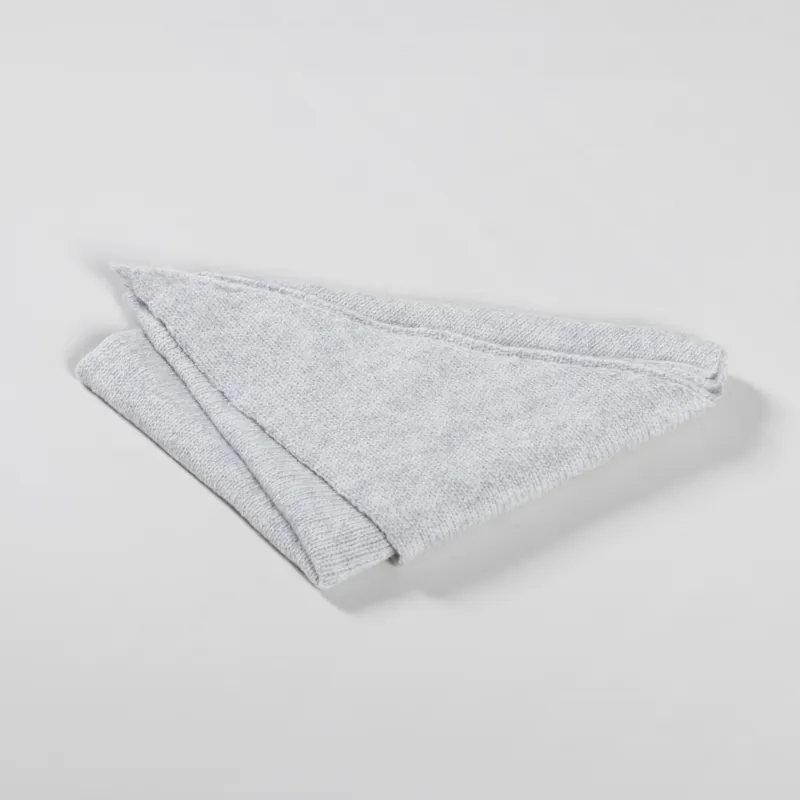 Scarlet Knitwear Womens Lambswool Neckerchief Light Grey-2