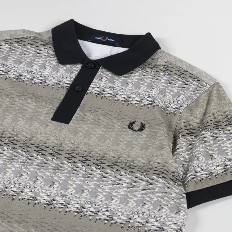 Fred Perry Wave Graphic Polo Shirt Warm Grey-2