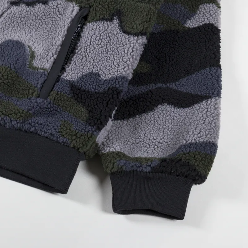 Penfield Abstract Mountain Borg Fleece Jacket Ebony-6