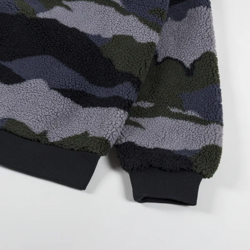 Penfield Abstract Mountain Borg Fleece Jacket Ebony-7