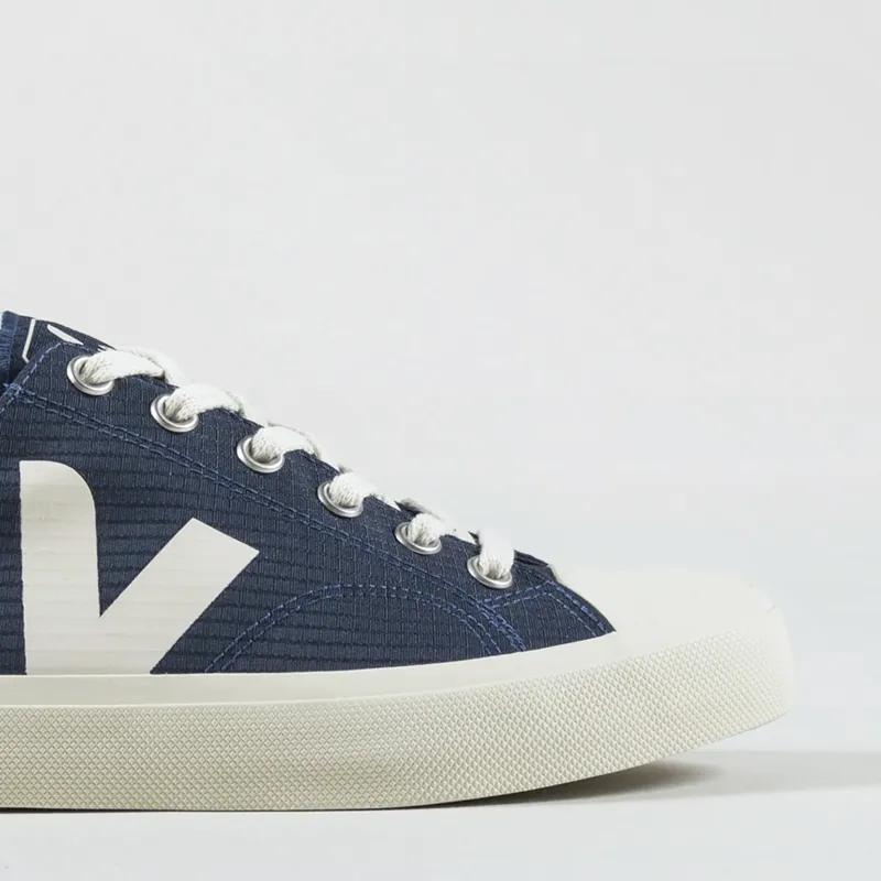Veja wata pierre white clearance