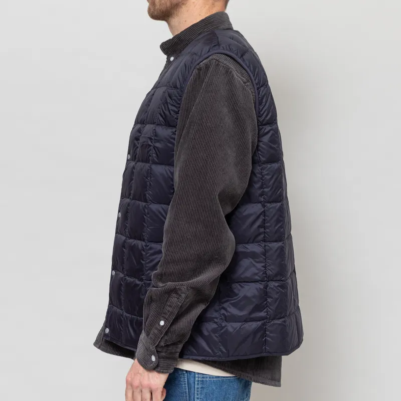 Taion V-Neck Button Down Vest Navy-2