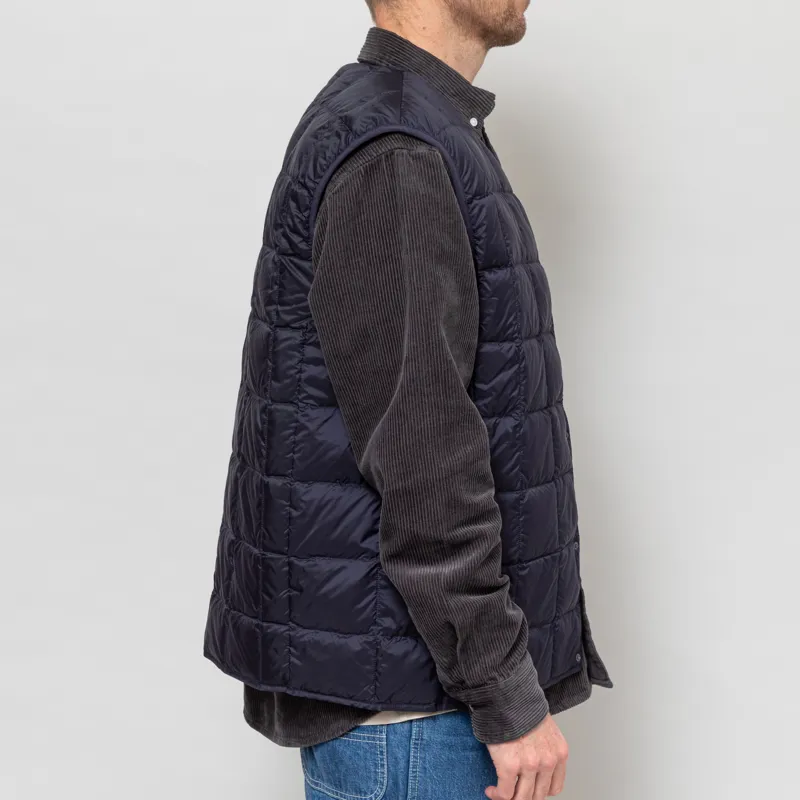 Taion V-Neck Button Down Vest Navy-4