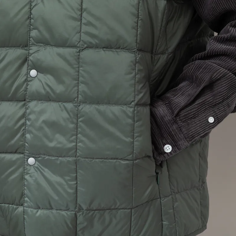 Taion V-Neck Button Down Vest Dark Sage Green-8