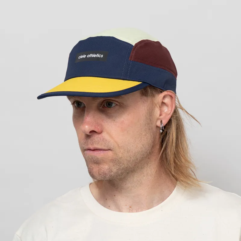 Ciele GOCap Field Iconic Bar Deep Space Dark Wine Red