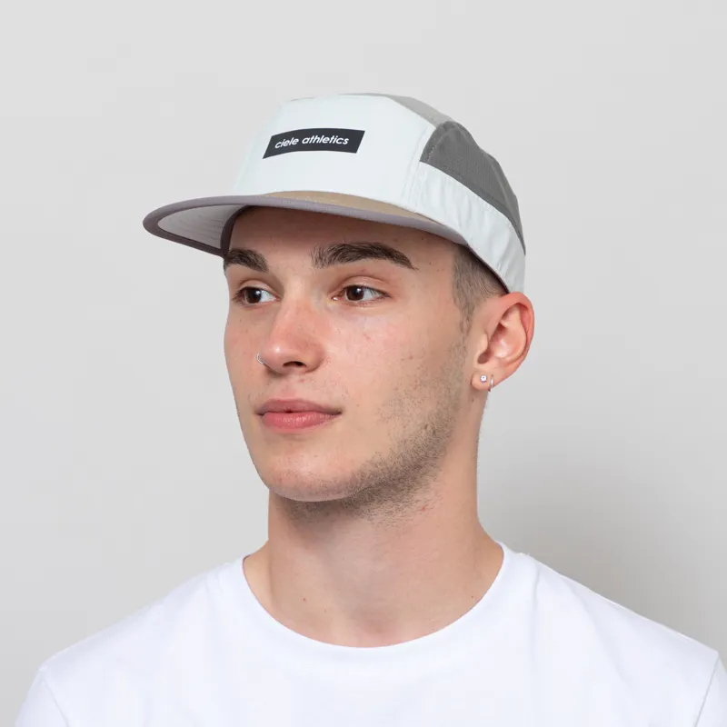 Ciele GOCap Field Iconic Bar Light Grey Shadow