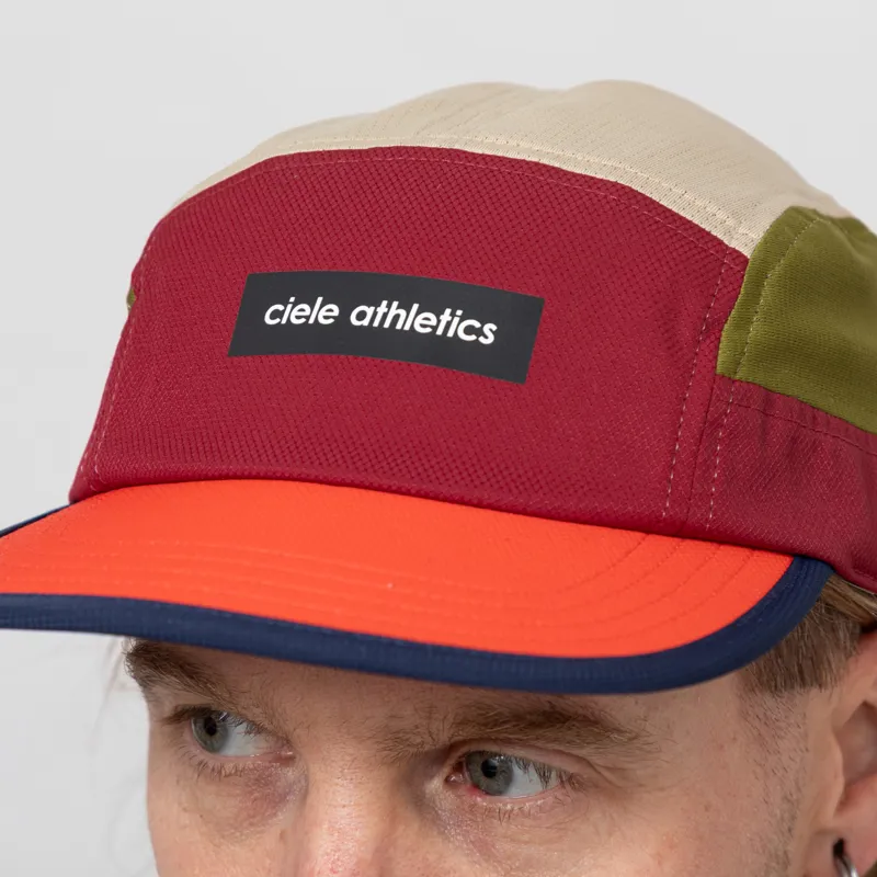 Ciele GOCap Field Iconic Bar Crimson Red Terrain-3