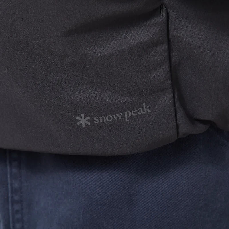 Snow Peak Flexible Insulated Zip Parka Black-9