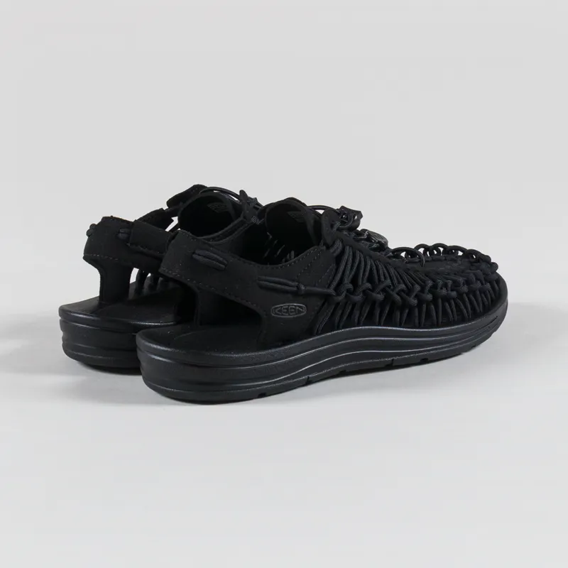 Keen Footwear UNEEK Bungee Cord Shoes Sandals Black