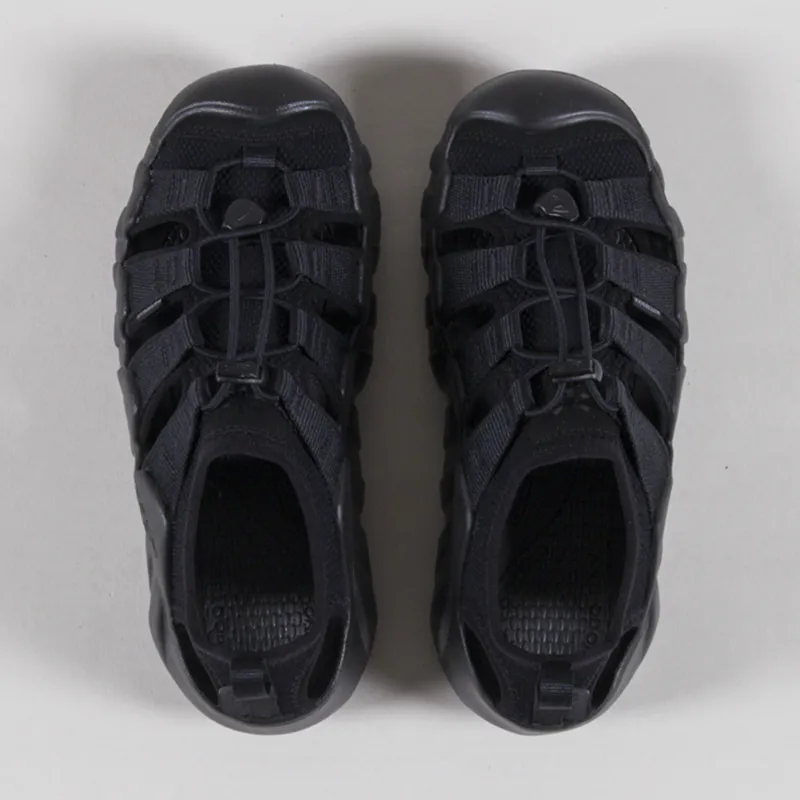 Keen Womens Hyperport H2 Snow Peak Sandals Triple Black-6