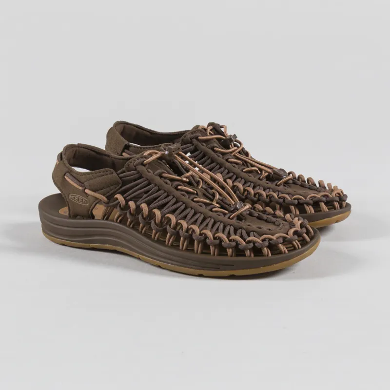 Keen Womens UNEEK Sandals Dark Earth Chipmunk