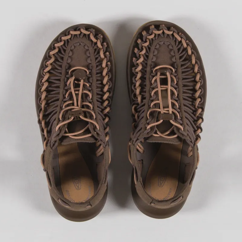 Keen Womens UNEEK Sandals Dark Earth Chipmunk-6