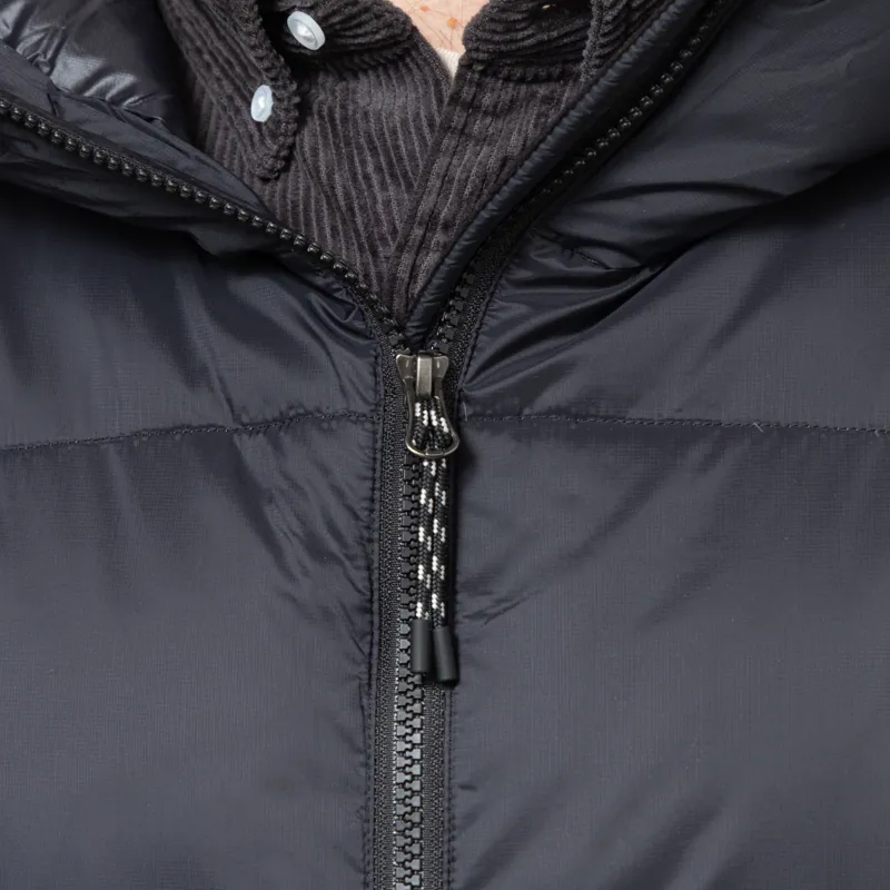 Taion Mountain Packable Volume Down Hoodie Black-10