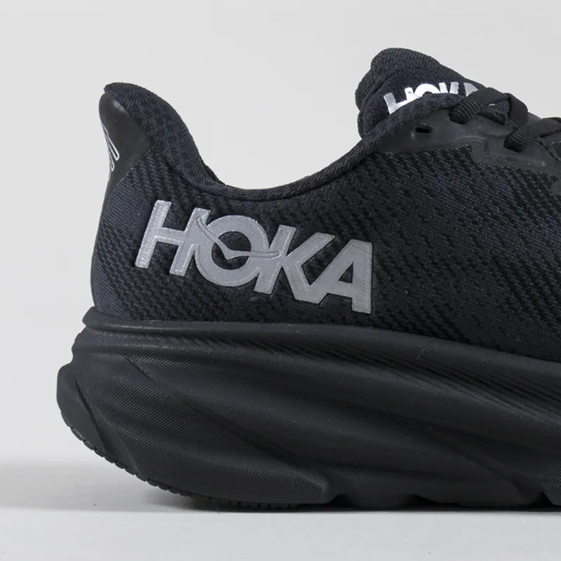 HOKA Clifton 9 GORE-TEX Shoes Black-4