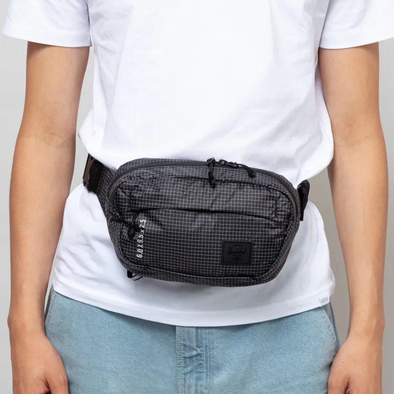 Herschel Ultralight Hip Pack 2L Black-2