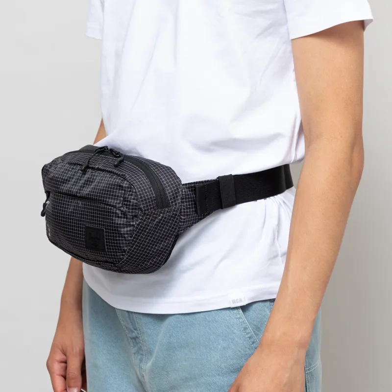 Herschel Ultralight Hip Pack 2L Black-3