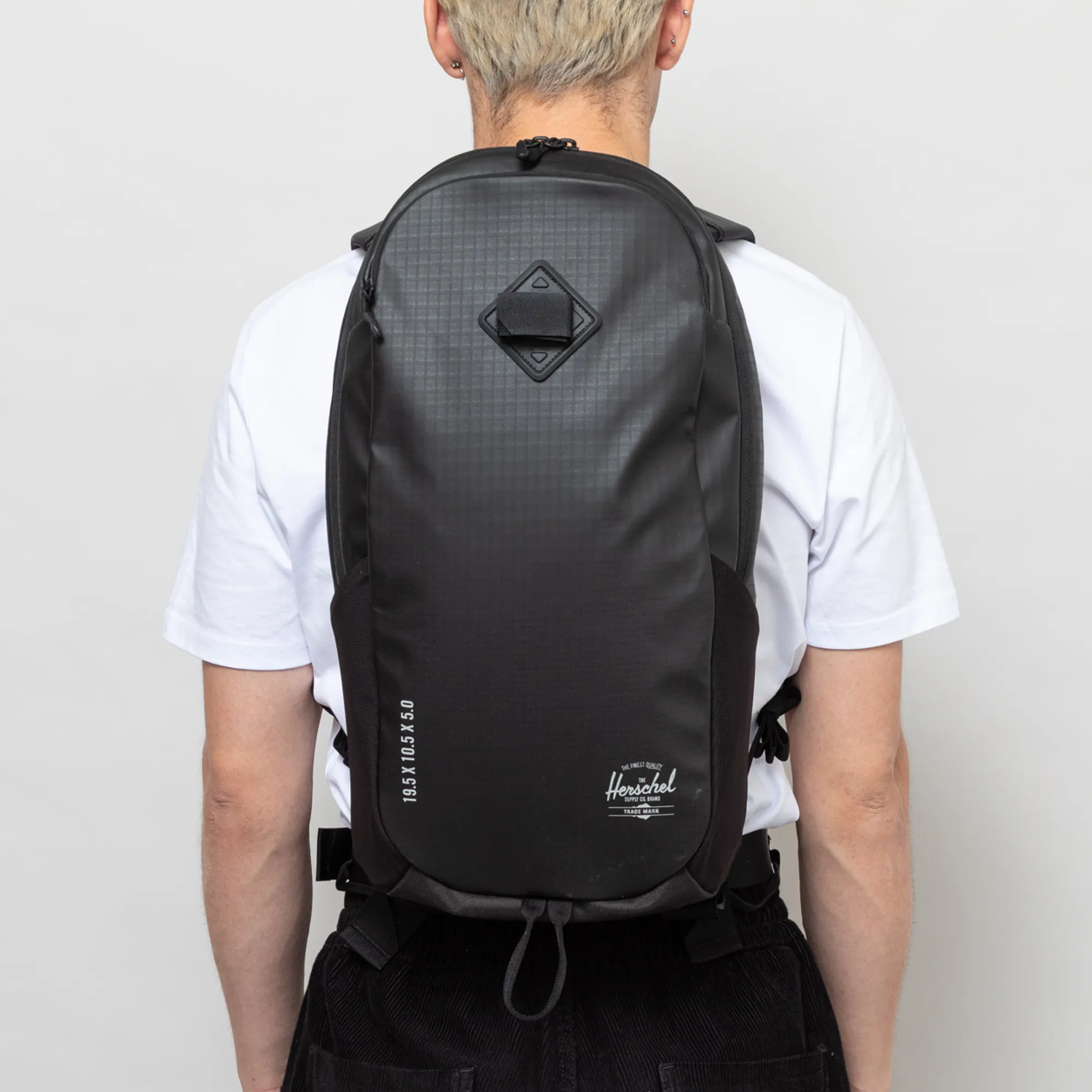 Herschel Unisex All Season Backpack Rucksack 17L Black Herschel Unisex All Season Backpack Rucksack 17L Black