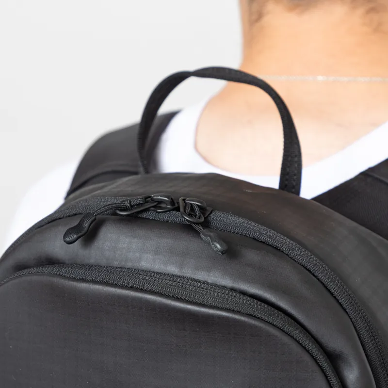 Herschel All Season Backpack 17L Black-10