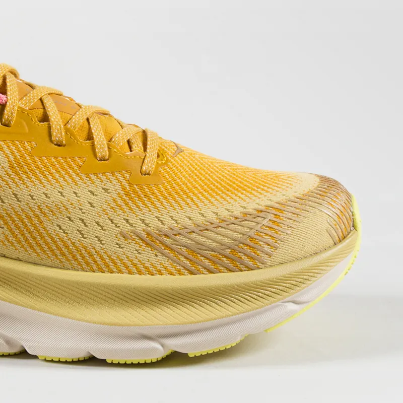 HOKA Clifton 9 GORE-TEX TS Shoes Varsity Yellow Vanilla-5