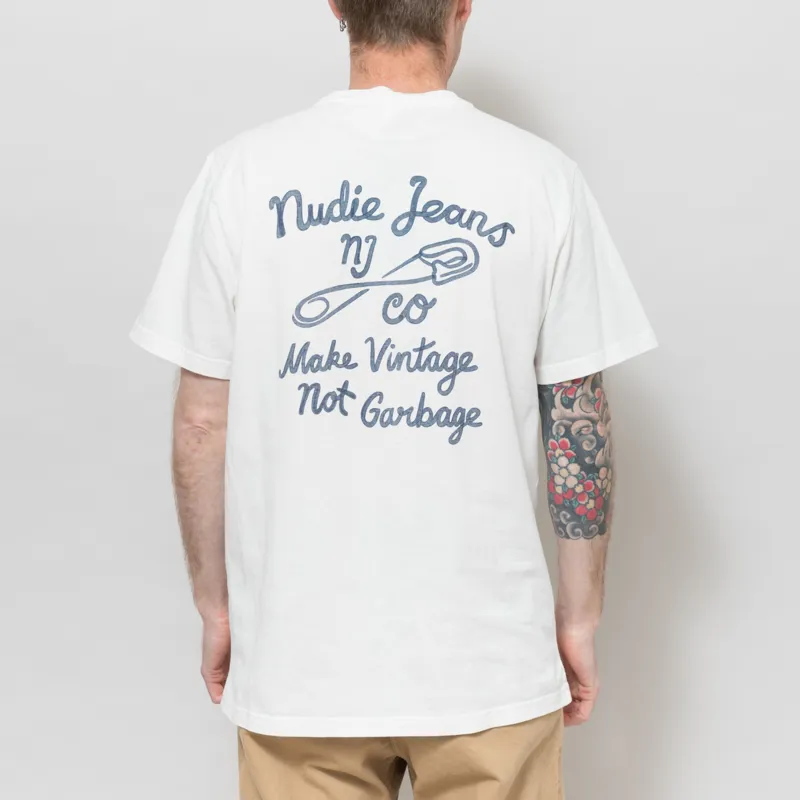 Nudie Jeans Roy T Shirt NJCO Pin Chalk White